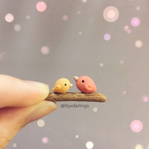 Mini Clay, Clay Birds, Polymer Clay Kawaii, Fimo Polymer Clay, Polymer Clay Diy, Polymer Clay Animals, Polymer Crafts, Cute Polymer Clay, Polymer Clay Miniatures