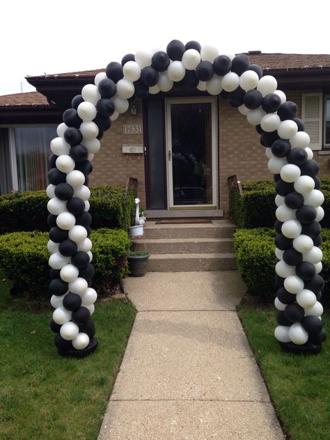 Outdoor Balloon Decor  Celebrationsballoondecor.com Entry Gate, Happy Birthday Decor, Balloon Arches, Balloon Ideas, Entry Gates, Balloon Columns, Balloon Decor, Birthday Decor, Balloon Arch