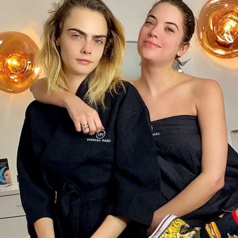 Cara Delevingne And Ashley Benson, The Perfectionists, Ashley Benson, Cara Delevingne, Pretty Little Liars, Strong Women, World Of Fashion, One Shoulder Blouse, Strapless Top