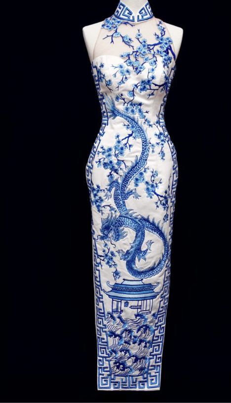 Chique Outfits, Qipao Dress, China Dress, Cheongsam Dress, Blue And White Dress, Chinese Clothing, Chinese Dress, Gorgeous Gowns, Cheongsam