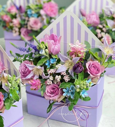 Flowerri - Artificial Flowers, Florist Supplies and Gift flowers Shop – Flowerri.com Florist Packaging, Christmas Tree Paper Craft, Gift Flowers, Flower Box Gift, Transparent Flowers, Flowers Shop, Flowers Paper, Florist Supplies, Handmade Flowers Paper