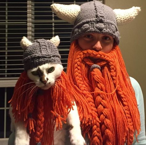 I make matching hats for my cat and I. Matching Hats, Cat Hat, Cat Face, Crochet Gifts, My Cat, Needle And Thread, Bored Panda, Pet Owners, Funny Photos