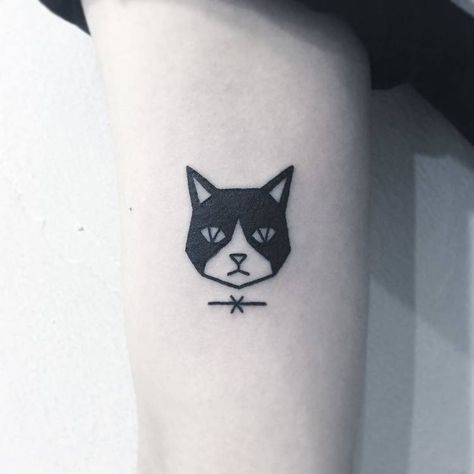 66 Bold Blackwork Tattoos by Greemtattoo | TattooAdore Men Cat Tattoo, Tuxedo Cat Drawing Simple, Tuxedo Cat Tattoo Designs, Cat Tattoo Tuxedo, Tuxedo Tattoo, Simple Heart Tattoo Designs, Tuxedo Cat Tattoo, Simple Heart Tattoo, Meow Tattoo