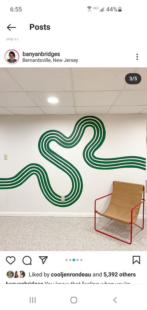 Squiggly Line Wall Paint, Squiggly Painting Ideas, Painted Wavy Lines On Wall, Swirl Paint Accent Wall, Wavy Line Wall Mural, Squiggle Wall Art, Squiggle On Wall, Squiggle Line Wall Paint, Wiggle Wall Paint