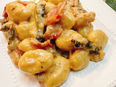 Marry Me Gnocchi Recipe Viral Recipes, Marry Me Chicken, Gnocchi Recipe, Chicken Gnocchi, 5 Ingredient Dinners, Pasta Pasta, Gnocchi Recipes, Salad Side Dishes, Me Me