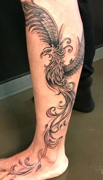 Phoenix Tattoos - Designs, Ideas & Meaning Phoenix Memorial Tattoo, Phoenix Tattoo Women, Fenix Tattoo, Tattoos And Their Meanings, Phoenix Tattoo Feminine, Small Phoenix Tattoos, Phoenix Bird Tattoos, Phönix Tattoo, Phoenix Tattoos