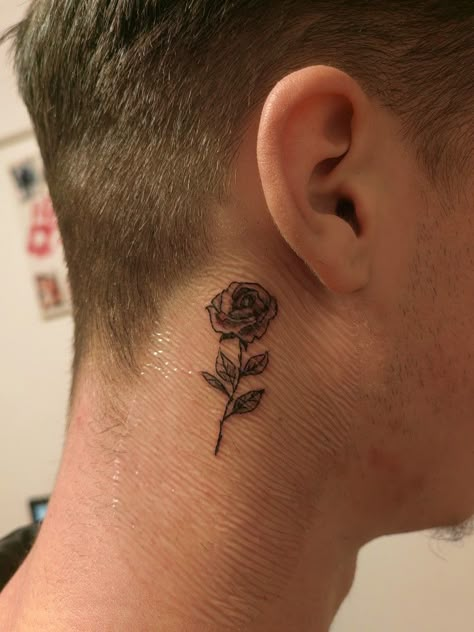 Rose On Neck Tattoo Men, Rose On Neck Tattoo, Rose Neck Tattoo Men, Flower Tattoo Neck, Neck Rose Tattoo, Rose Tattoo Neck, Small Neck Tattoos Men, Simple Neck Tattoos, Hood Neck Tattoo For Guys