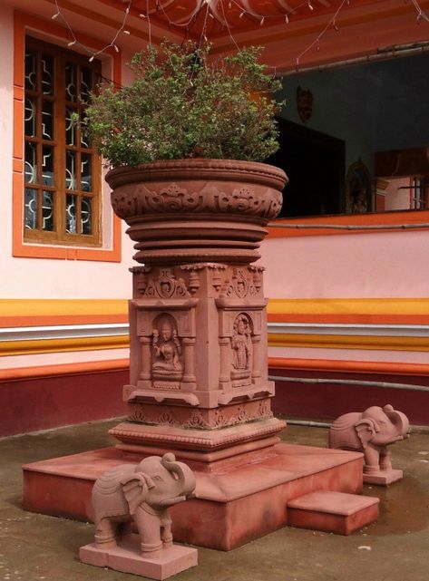 Tulsi Katte in Courtyard, facing puja room Tulsi Tree, Tulsi Pot, Temple Design For Home, Indian Home Design, Indian Home Interior, Ethnic Home Decor, Pooja Room Door Design, Kerala House Design, Pooja Room Design