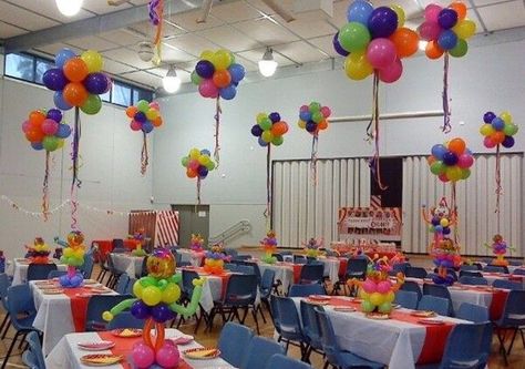 Easy Room Makeover, Housewarming Party Themes, Sesame Street Centerpiece, Bear Baby Shower Cake, Planes Birthday Party, Room Makeover Ideas, Birthday Room, Dinner Party Table Settings, Carnival Birthday Party Theme