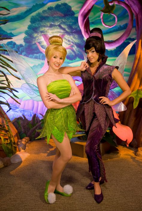 Fantasia Tinker Bell, Wicked Cosplay, Tinkerbell Cosplay, Real Life Disney Characters, Princess Photo Shoot, Tinkerbell Costume, Disney Characters Costumes, Disney World Characters, Character Change