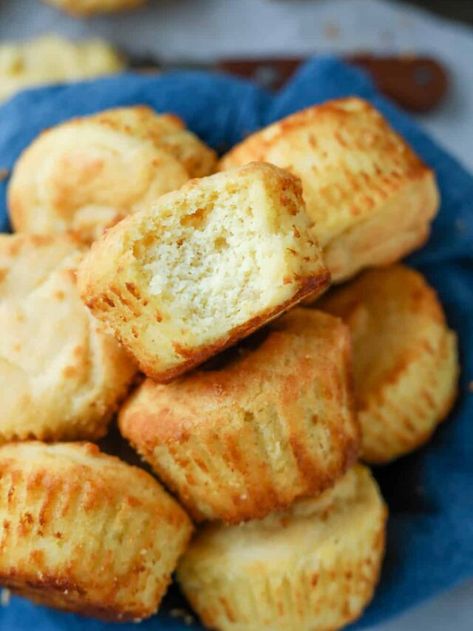 Almond Flour Biscuits, Flour Biscuits, Keto Soups, Low Carb Biscuit, Low Carb Low Fat Recipes, Baking With Almond Flour, Keto Biscuits, Low Carb Flour, Keto Breads