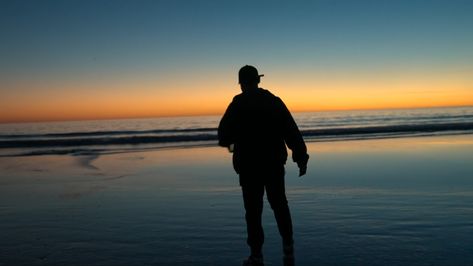 JUNGKOOK Sunset Beach BTS MONUMENTS BEYOND THE STAR DOCUMENTARY 'EP.5:WELCOME' Jungkook Sunset, Jungkook Beach, Documentary Movies, True Happiness, Beautiful Inside And Out, Best Husband, Sunset Beach, Laptop Wallpaper, Love At First Sight