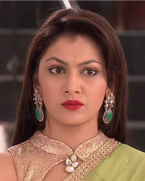 Sriti Jha, Fear Factor, Kumkum Bhagya, Lead Role, Tv Drama, Drama Series, Best Actress, Actresses, Quick Saves