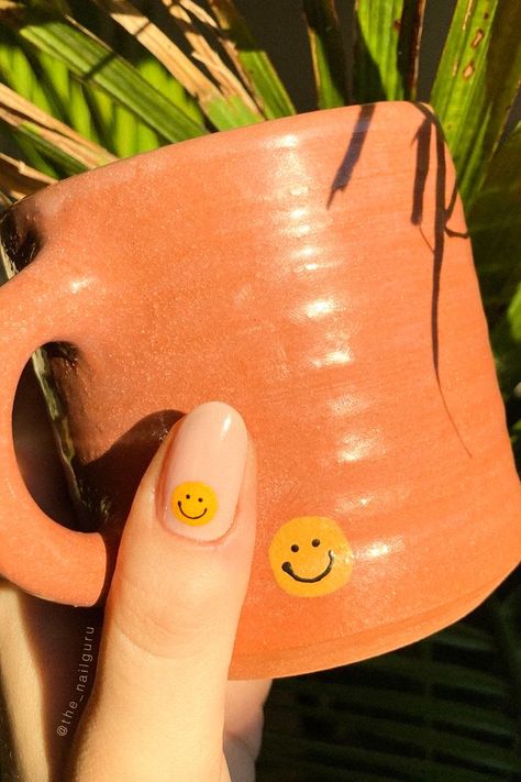 Some hand painted smiley nail art to match this cute mug from The Coy Collection. Smiley Face Nail Art, Smiley Nail Art, Cool Person, Painted Nail Art, Nail Art Summer, Cute Mugs, Smiley Face, Summer Nails, Smiley