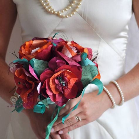 Paper Peacock, Table Bouquet, Drawn Leaves, Autumnal Wedding, Hand Drawn Leaves, Decorative Table, Green Pearls, Peacock Feathers, Holiday Wedding