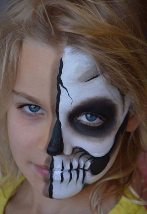 Kids Skeleton Face Paint, Skeleton Makeup Kids, Kids Face Painting Easy, Skeleton Face Paint, Sugar Skull Face Paint, Face Art Painting, Queen Of Halloween, Halloween Makeup Clown, Adult Face Painting