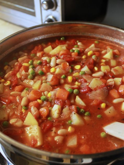 Canning Vegetable Soup | Pressure Canning | The Cottage Vegetable Canning Vegetable Soup, Canning Cabbage, Pressure Canning Meat, Canning Soup Recipes, Vegetarian Vegetable Soup, Cabbage Vegetable, Vegetable Soups, Pressure Canning Recipes, Canning Kitchen