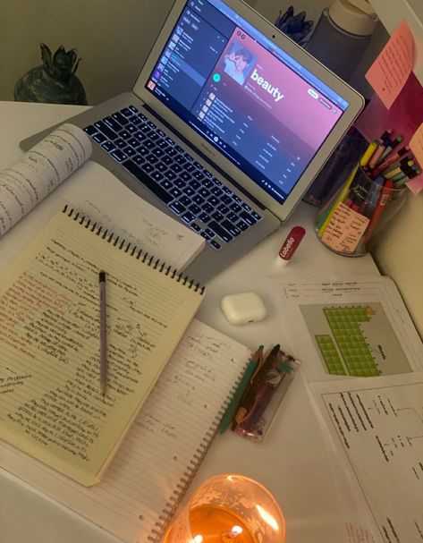 Study Aesthetic Wallpaper Desktop, Study Success, Study Core, Studying Motivation, Studying Aesthetic, Study Mode, College Motivation, School Goals, Romanticizing School