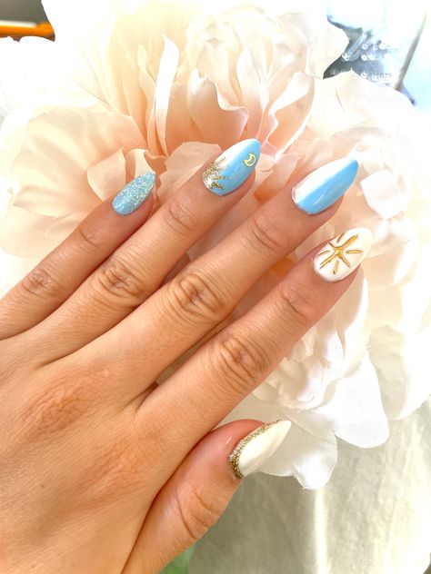 Argentina Nails Design, Vacation Nails Blue And White, Switzerland Nails, Argentina Nails, Argentina Nails Art, Blue And White Tile Nails, Argentina Tattoo, Blue And White Greece Nails, White And Blue Porcelain Nails