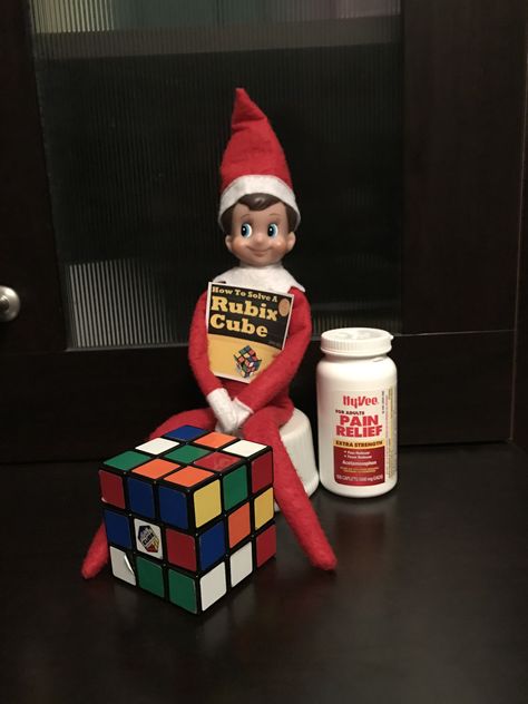 Elf on the Shelf - Rubik Cube Christmas Wallpaper Iphone Elf, Christmas Wallpaper Iphone, Rubix Cube, Iphone Wallpaper Kawaii, On The Shelf, Christmas Wallpaper, Elf On The Shelf, Wallpaper Iphone, Elf