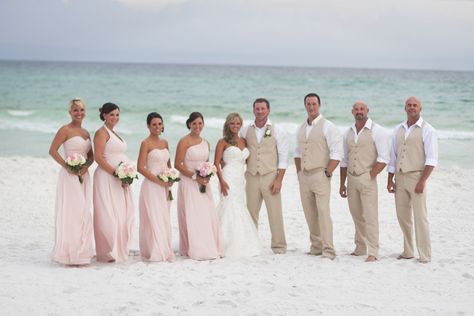 Blush Beach Wedding Party but grey for the guys and navy for the girls...coral accents White Linen Wedding Dress, Mens Beach Wedding Attire, Wedding Party Pictures, Beach Wedding Men, Beach Wedding Groomsmen, Beach Wedding Party, Beach Wedding Outfit, Casual Beach Wedding, Linen Wedding Dress