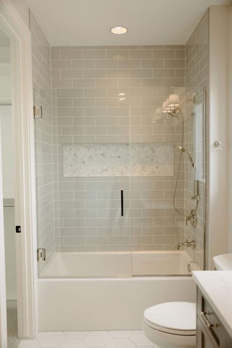 Guest Bathroom Shower Ideas Tubs, Full Bath Remodel Ideas, Guest Bathroom Tub Tile Ideas, Standard Tub With Tile, Bathtub And Tile Ideas, Full Tile Small Bathroom, Rub Shower Combo, Bathtub Shower Combo Niche Ideas, Bath Shower Combo Small Bathroom