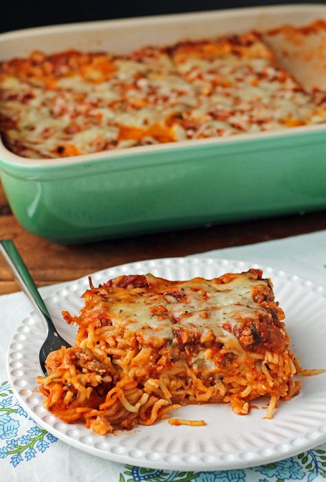 Loaded Spaghetti Bake - Emily Bites Emily Bites Recipes, Loaded Spaghetti, Sloppy Joes Pasta, Spaghetti Lasagna, Spaghetti Bake, Easy Suppers, Emily Bites, Bruschetta Chicken Pasta, Bake Healthy