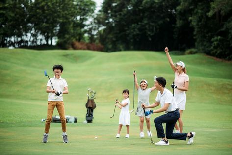 Advice and three golf games to help your children begin to love golf, their time at the course and the skills needed to enjoy the game. The post How to excite younger kids about learning golf appeared first on Golf. #Lifestyle Golf Family Photoshoot, Learning Golf, Golf Photoshoot, Golf Family, Golf Friends, Golf Lifestyle, Family Golf, Golf Games, Photoshoot Moodboard