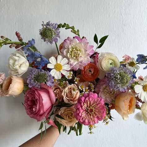 Flower Boy Floral on Instagram: "Been out of town for a week but can’t stop thinking about how excited I am to come back home and flower 🌷" Midsommar Wedding, Woodland Reception, Wedding Dahlias, Bridal Bouquet Summer, Colorful Wedding Bouquet, Dahlias Wedding, Flower Boy, Bouquet Bridal, Summer Bouquet