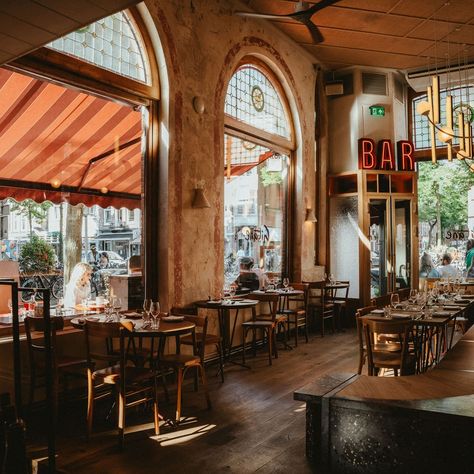 17 best restaurants in Amsterdam to visit right now | CN Traveller Peach French Toast, Chunky Chocolate Chip Cookies, Pizza Project, Restaurants In Amsterdam, Amsterdam Restaurant, Parisian Bistro, Homemade Pastries, Brunch Dishes, Dutch Recipes