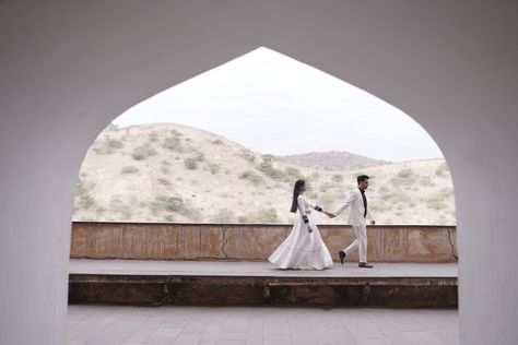 How about a pre wedding couple shoot in the amer fort of Jaipur wearing all white Wedding Couple Shoot, Wedding Shoot Ideas, Pre Wedding Photoshoot Props, Amer Fort, Humayun's Tomb, Pre Wedding Videos, Wedding Photoshoot Props, Pre Wedding Shoot Ideas, Pre Wedding Shoot