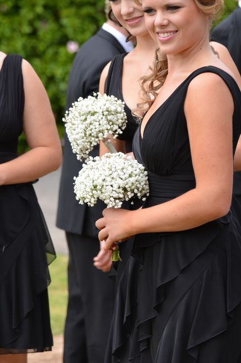 Bridesmaids carried babies breath bouquets Wedding Bridesmaid Flowers, Monochrome Wedding, White Bridesmaid, Babies Breath, Baby Breath, Blue Theme, Black White Wedding, Trendy Flowers, Bridesmaid Flowers