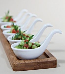 Appetizer spoons Appetizer Spoons, Chilled Soup, Mini Appetizers, Tasting Party, Touch Of Class, Food Presentation, Iftar, Food Plating, Wedding Food