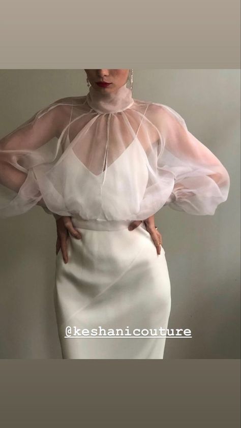 Collar Neck Dress, Blouse Organza, Blouse For Wedding, Robes D'occasion, Puffy Dresses, Organza Blouse, Organza Skirt, Wedding Jacket, Blouse Silk