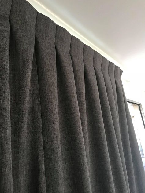 Inverted Pleat Curtains, Curtain Pleats Styles, Curtain Display, Office Color Palette, Curtains And Blinds, Pleat Curtains, Top Treatments, Drapery Designs, Curtain Styles