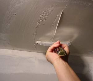 photo of skim coating a drywall ceiling patch Skimming Walls, Ceiling Repair, Skim Coating, Drywall Finishing, How To Patch Drywall, Drywall Ceiling, Drywall Repair, Diy Heart, Plaster Ceiling