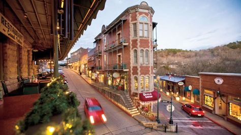 The Best Small Towns for Christmas in the South: Eureka Springs, Arkansas Eureka Springs Ar, Eureka Springs Arkansas, Arkansas Travel, Best Vacation Spots, Eureka Springs, City Street, Best Vacations, Vacation Ideas, Weekend Getaways