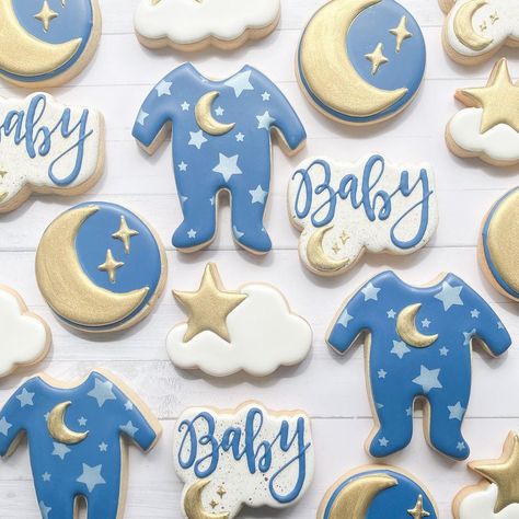 Over The Moon Decorated Cookies, Love You To The Moon And Back Cookies, Over The Moon Baby Shower Cookies, Star And Moon Cookies, Moon Cookies Decorated, Over The Moon Cookies, Star Cookies Decorated, Baby Shower Biscuits, Moon Stars Baby Shower