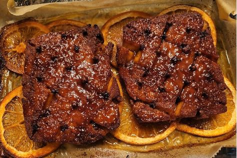 Sweet & Smoky Glazed Tofu "Ham" Recipe: A Tasty Vegan Tofu Recipe With '70s Flair Tofu Ham, Maple Ham, Glazed Tofu, 30seconds Food, Vegan Christmas Dinner, Tofu Recipes Vegan, Baked Chicken Recipes Easy, Dinner Vegan, Baking Measurements