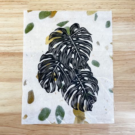 Monstera Linocut, Lino Ideas, Plant Prints, Bleach Shirt, Woodcut Art, Lino Printing, Linoleum Block Printing, Linocut Printmaking, Lino Art