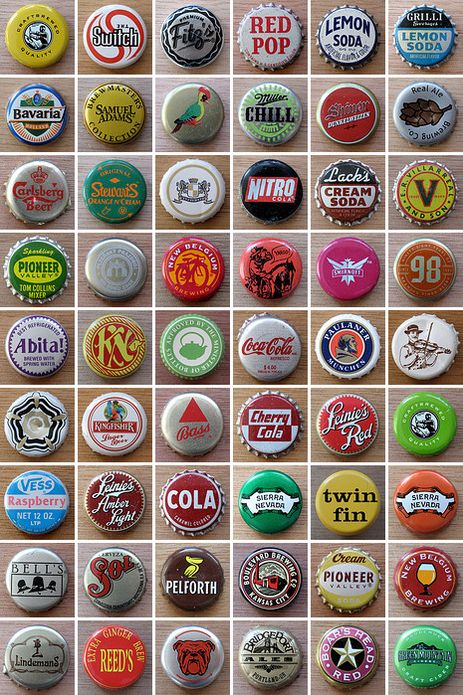 I love old fashioned bottle caps. The bottle caps on the plastic bottles don't have as much effort put into them Bottle Cap Collection, Bottle Cap Design, Bottle Cap Art, Beer Caps, Vintage Packaging, Cap Collection, Cream Soda, Bottle Top, Vintage Bottle