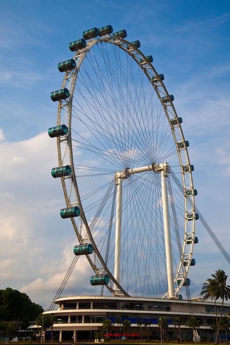 Singapore Flyer, Baby Crib Diy, Ferris Wheels, Niagara Falls Ny, French Interior Design, Design 101, Big Wheel, Myrtle Beach Sc, French Interior