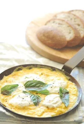 Ricotta Breakfast, Ricotta Frittata, Breakfast Frittata, Simple Dinners, Ww Meals, Belly Diet, Eggs Breakfast, Wheat Belly, Nice Recipes