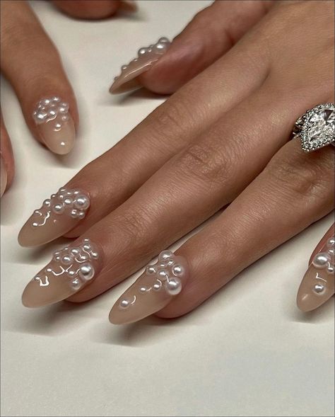 Coachella Hair, Nyc Nails, Nude Nail, Nude Nail Designs, Pearl Nails, Nail Art Galleries, Dream Nails, Rhinestone Nails, Nude Nails