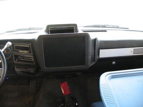 Full custom fiberglass interior K5 and Truck - Pirate4x4.Com : 4x4 and Off-Road Forum K5 Blazer Interior, K5 Blazer For Sale, Chevy Blazer K5, Custom Dashboard, Cheap Doors, Tractor Idea, Jaguar F Pace, Custom Car Interior, C10 Chevy Truck