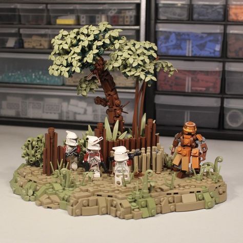 Star Wars Mocs Lego, Lego Star Wars Moc Ideas, Lego Cantina, Bookend Ideas, Lego Star Wars Moc, Lego Diorama, Lego Jedi, Lego Clones, Lego Knights