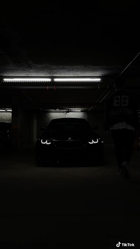 Bmw Dark Aesthetic, Bmw Eyes, Bmw Car Aesthetic, Bmw M3 Wallpaper, Aesthetic Car Accessories, Car Obsession, Rolls Royce Ghost, Bmw Black, Tokyo Drift Cars