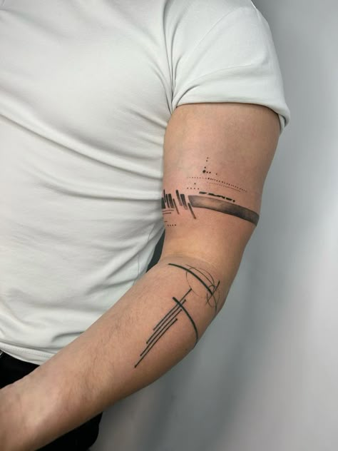 Men’s Tattoo Arm Band, Line Tattoo Arm, Sagittarius Tattoo Designs, Tattoo Homme, Band Tattoos For Men, Sagittarius Tattoo, Arm Tats, Tattoo Ideas Inspiration, Armband Tattoo Design