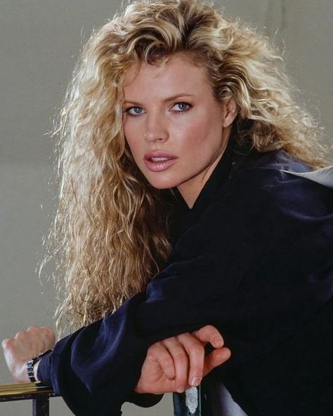 Eric Roberts, Kim Basinger, 80s And 90s Fashion, Valley Girls, Hollywood Icons, Movie Star, Classic Beauty, Old Hollywood, Lany