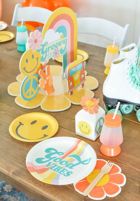 Groovy Themed Birthday Party | Fun365 Retro Rainbow Birthday Party, Groovy Birthday Party Centerpieces, Groovy Flower Birthday, Flower Power Birthday Party Outfit, Good Vibes Only Birthday Party, Retro Birthday Decor, Six Groovy Birthday, Groovy Themed Party, Two Groovy Pool Party